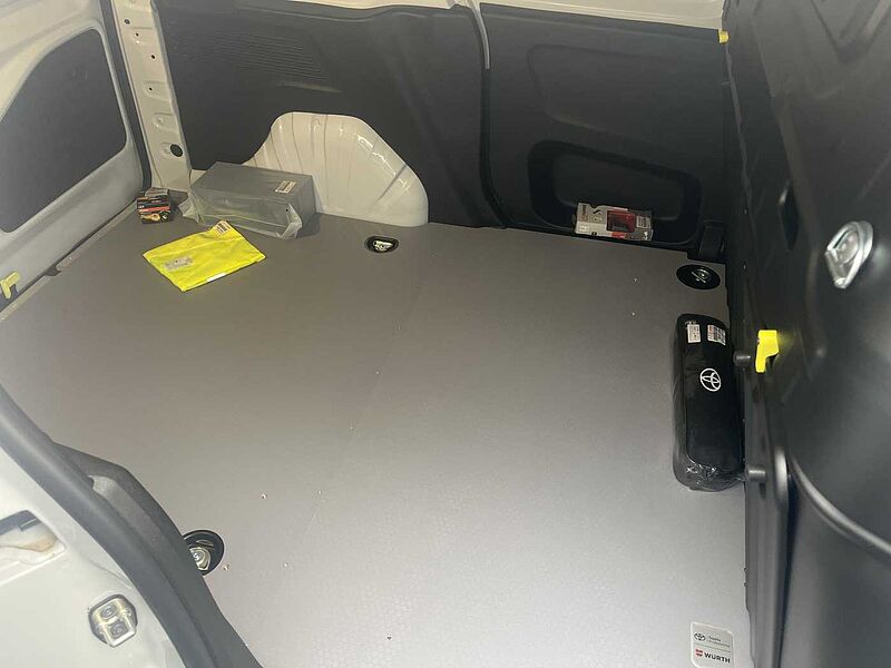 Toyota Proace City 1.5 D-4D S&S L1 1,5-l Meister