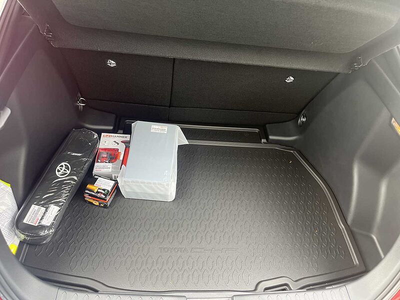 Toyota C-HR 1.8 Hybrid Team D