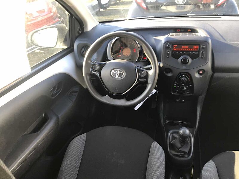 Toyota Aygo 5-Türer x