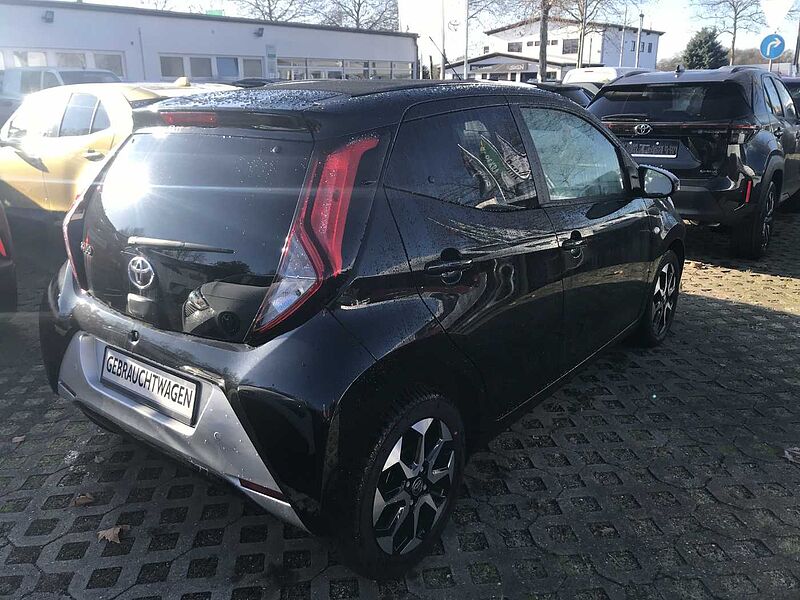 Toyota Aygo 5-Türer x-play Team D. Air / Cabrio