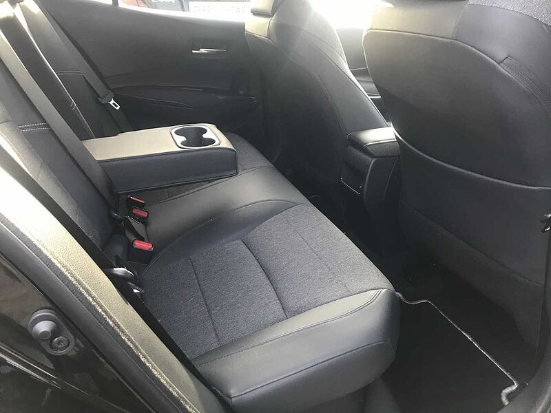 Toyota Corolla Hybrid 1.8 Hybrid Team Deutschland