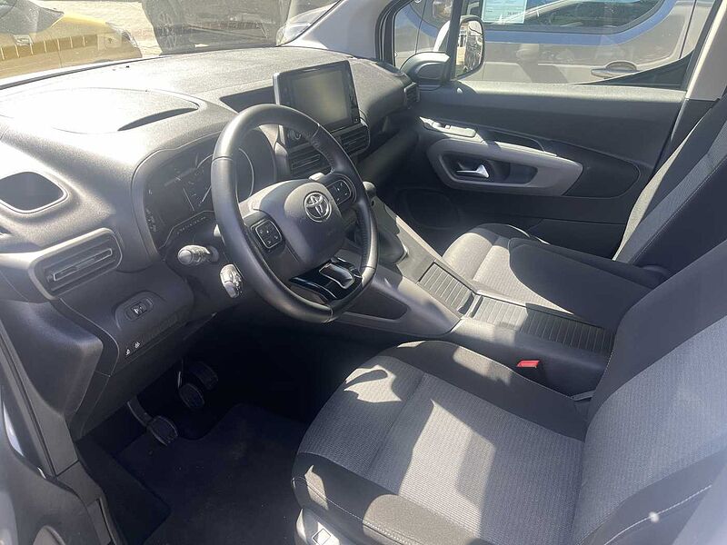 Toyota Proace City Verso 5-Türer 1.2 Turbo L1 Team D